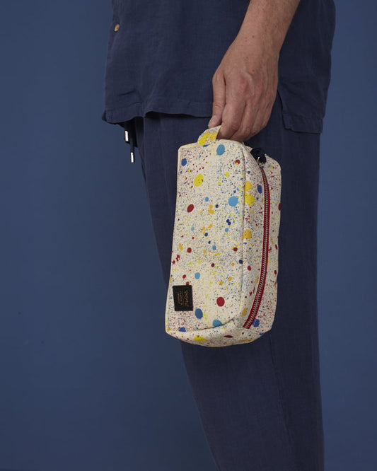 Dripping PET toiletry bag