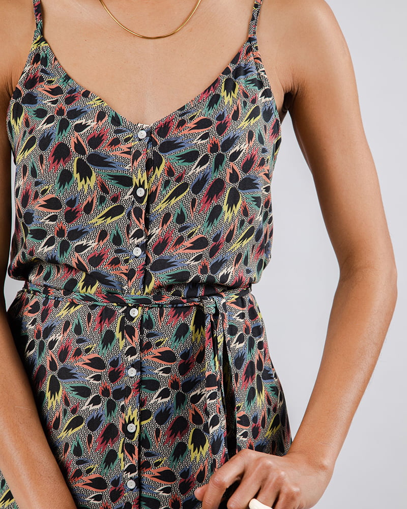 Vestido de tirantes largo estampado multicolor de algodón orgánico verano colección cápsula Brava Fabrics x peSeta