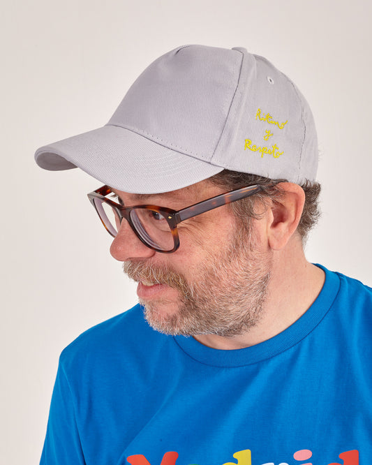 Gorra Ritmo y Respeto Gris