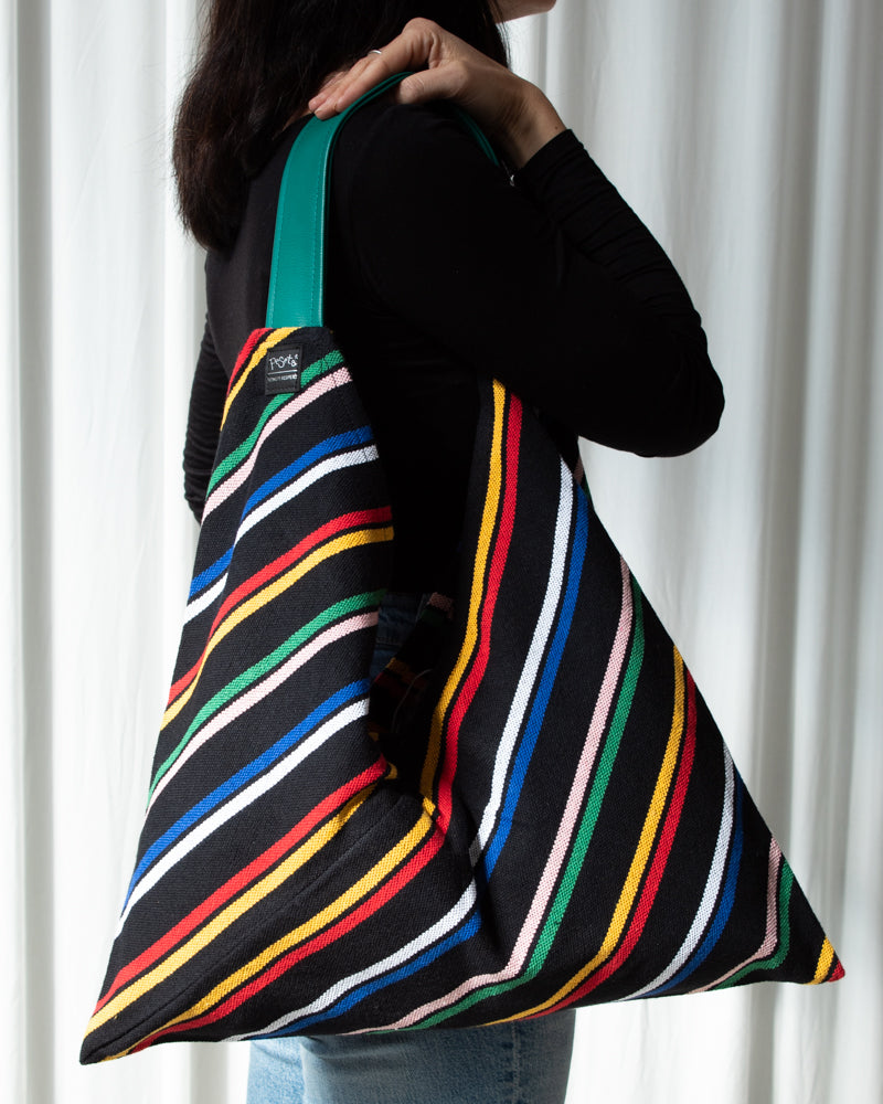 Bolso origami Las Rayas fondo negro